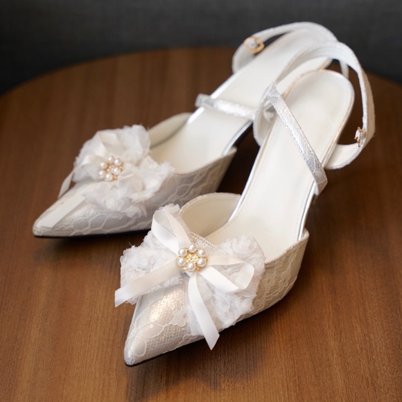 Bridal Wedding shoe lace heels - Picture 5 of 7